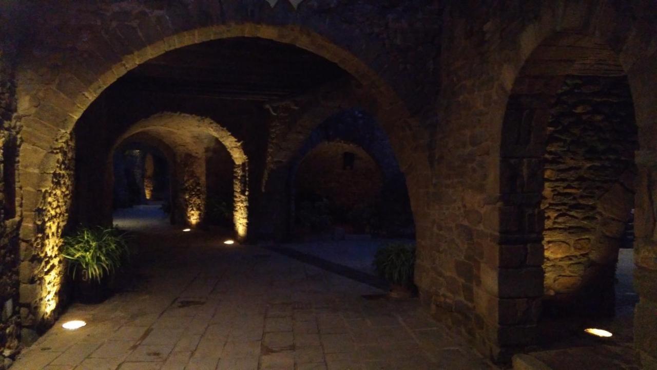 Monells - Casa Rural - Can Felip Luaran gambar